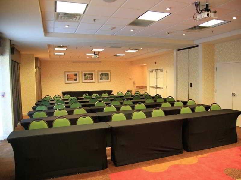 Hilton Garden Inn Savannah Airport Zakenleven foto
